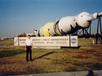 Houston: NASA, Saturn V